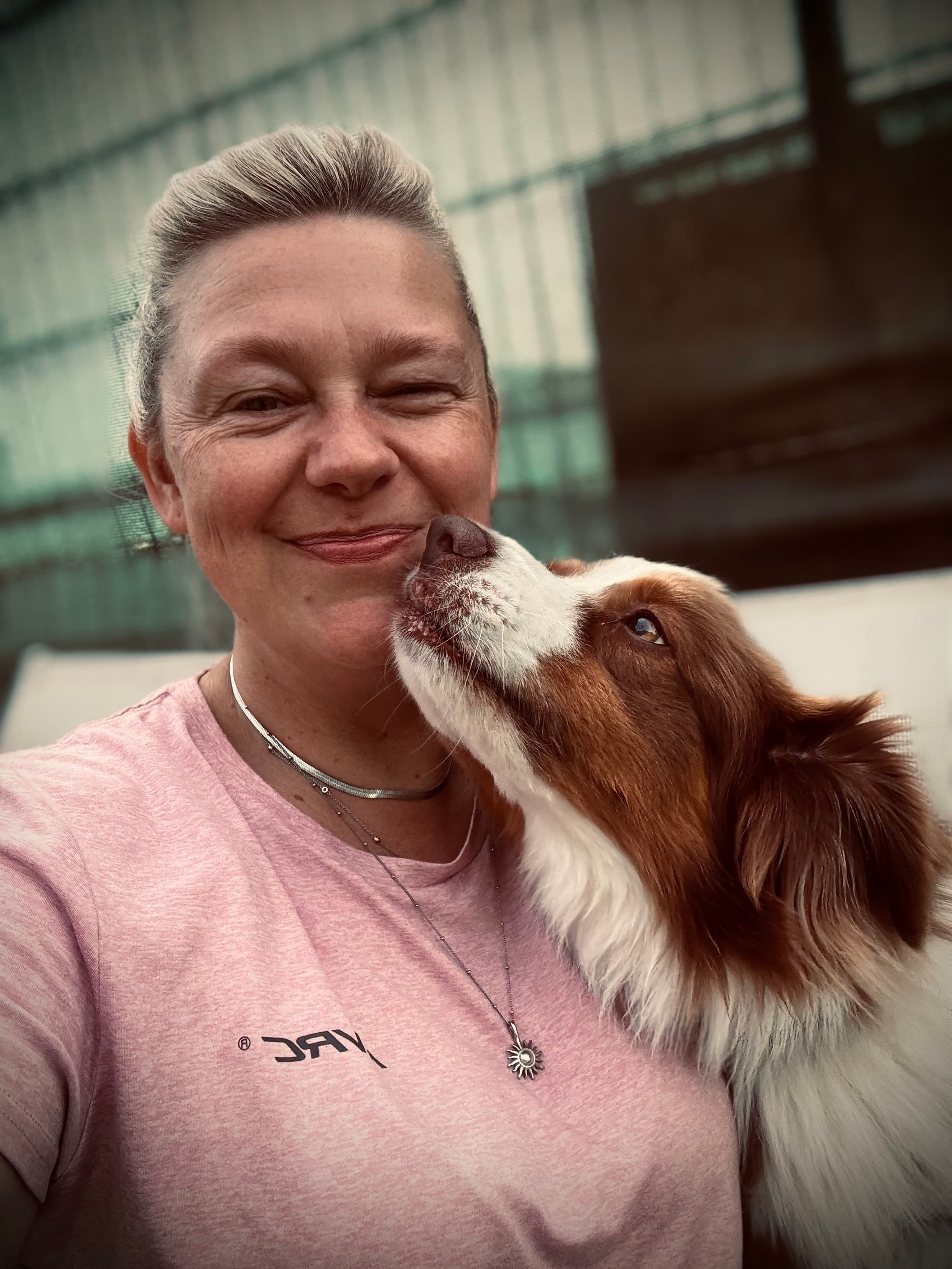 loki knutscht jessica